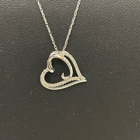 10K White Gold ASHI Heart Shape Diamond Necklace - Picture 2 of 10